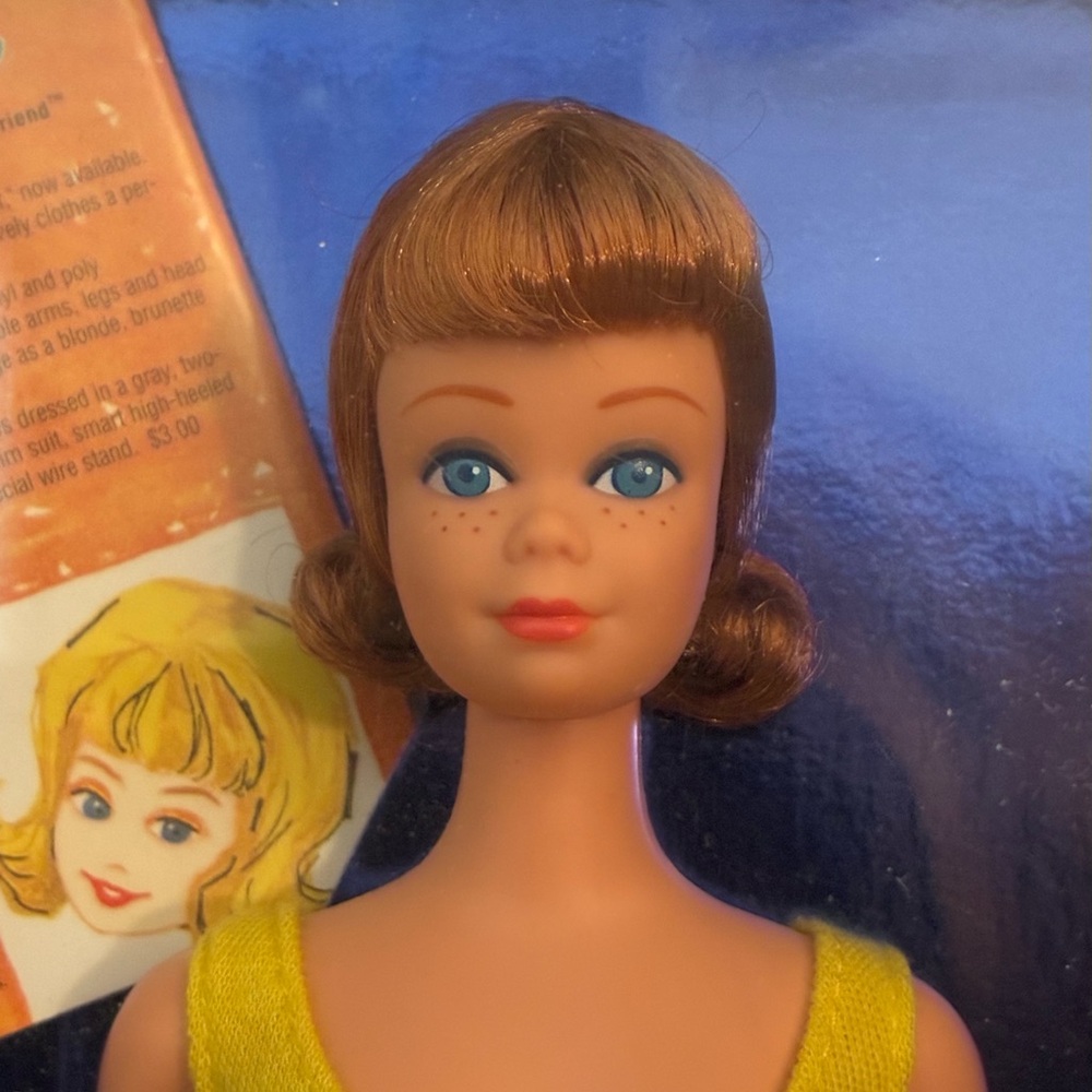 🆕 35th Anniversary Midge 1997 Barbie Doll - Picture 3 of 10